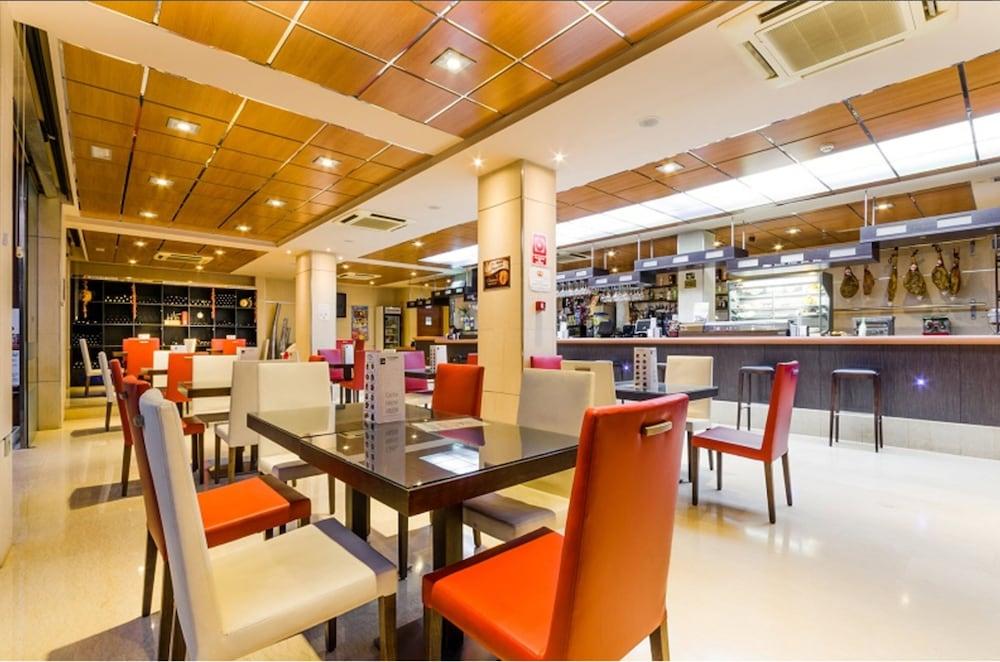 格拉纳达之路酒店 外观 照片
